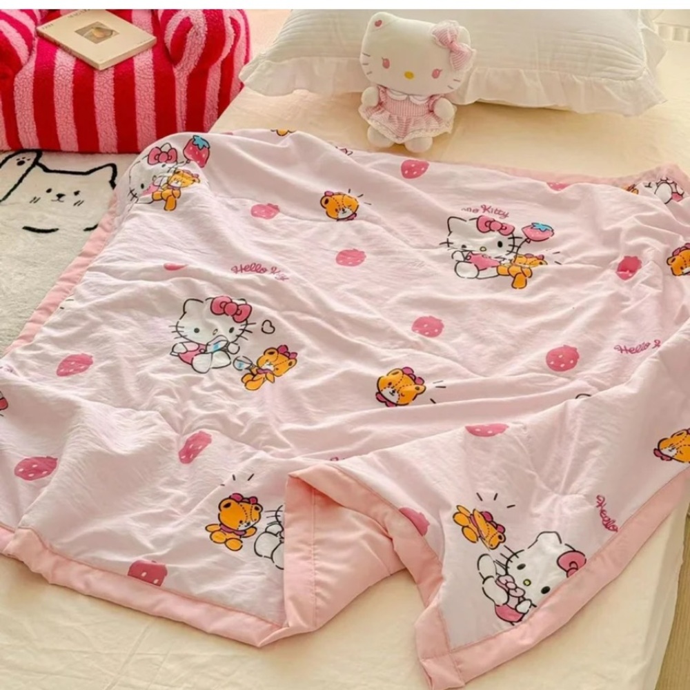 Hello kitty large blanket